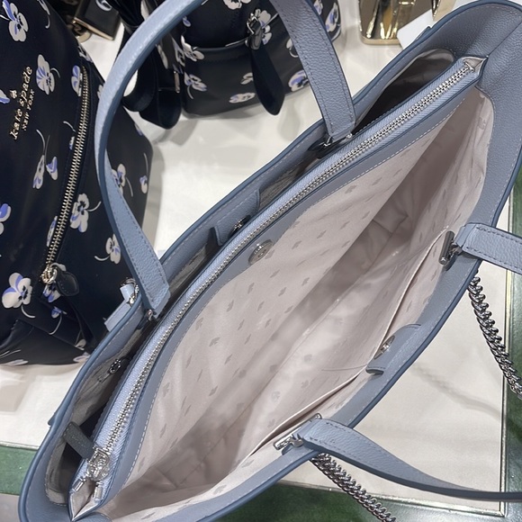 Kate Spade Infinite Large Triple Compartment Tote
COLOR:
Brushed Steel - Picture 13 of 16